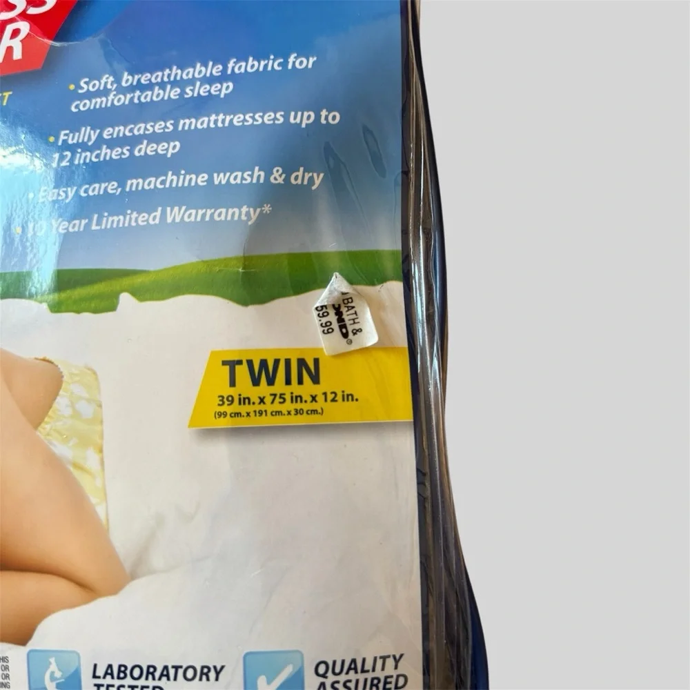 Claritin Anti-Allergen Twin Bed Mattress Protector